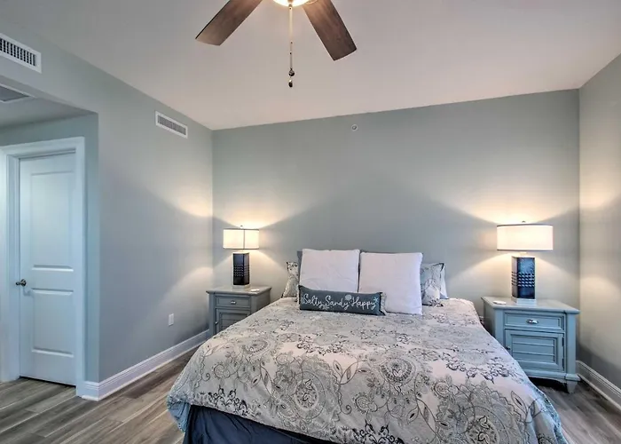 'the Beachcomber' Escape W/ Club Amenities! Pensacola