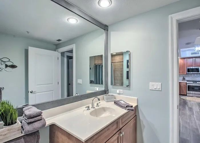 Holiday home 'the Beachcomber' Escape W/ Club Amenities! Pensacola