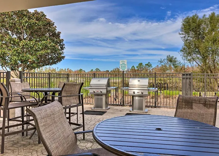Holiday home 'the Beachcomber' Escape W/ Club Amenities! Pensacola